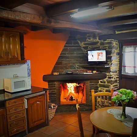 Casa Freixe Apartamentos Rurales Santa Eulalia de Oscos Bagian luar foto