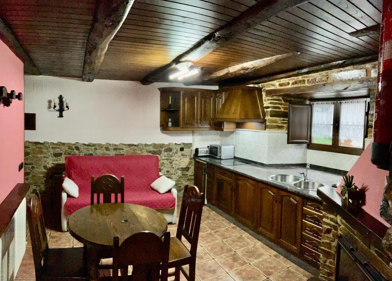 Casa Freixe Apartamentos Rurales Santa Eulalia de Oscos Bagian luar foto